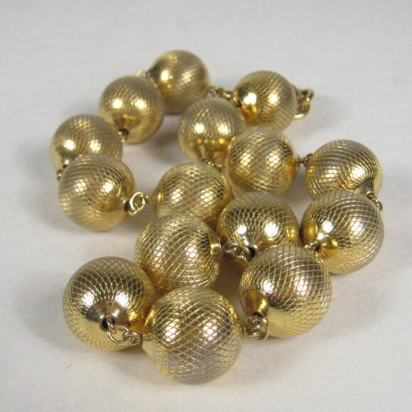 Monet Station Beaded Goldtone Chain Necklace 19 Inch Vintage 1960 1950 Statement - Picture 1 of 9